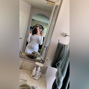 Meet your Posher, Elisha